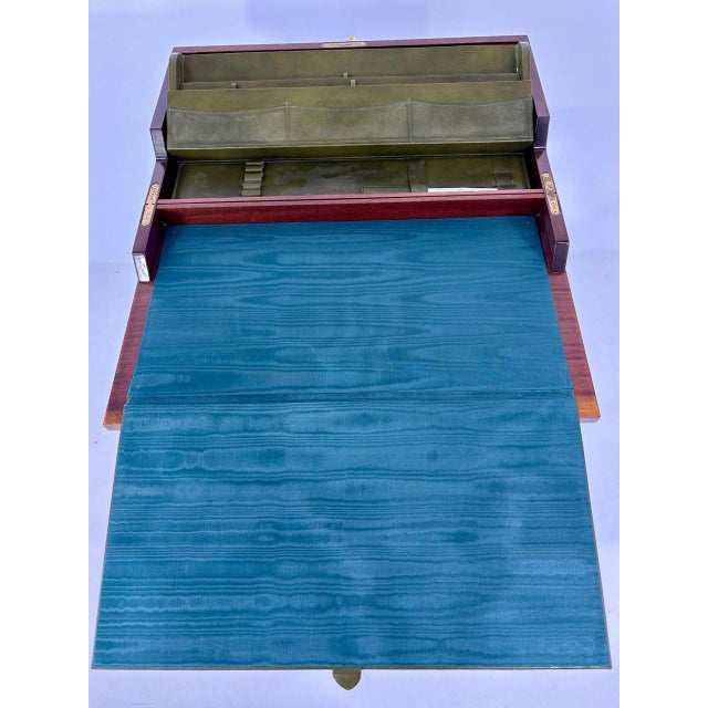 Italian Travel Writing Desk with Fine Veneer and Green Leather by De Baggis Cantù, 1980s For Sale - Image 11 of 14