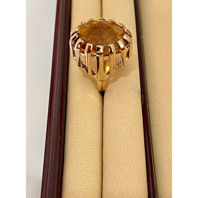 42 Carat Natural Oval Citrine Cocktail Ring in 14 Karat Yellow Gold, Estate For Sale - Image 9 of 18