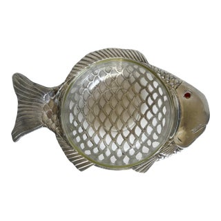 1981 Arthur Court Figurative Fish Serving Bowl With Pyrex Glass Insert For Sale