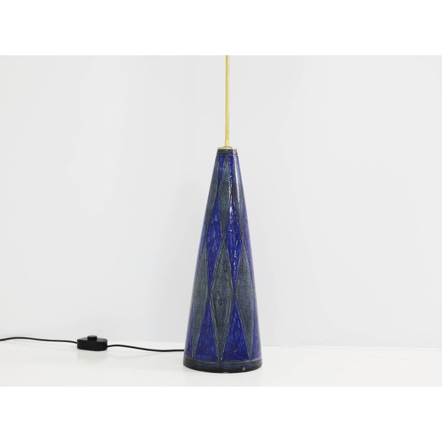 Danish Floor Lamp in Glazed Ceramic by Rigmor Nielsen for Søholm Stentøj, Denmark, 1960s, in Very Good conditions....