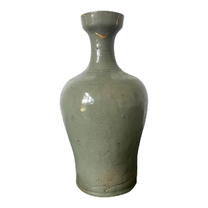 Korean Caledon Vase Bottle with Kintsugi Repair Goryeo Dynasty