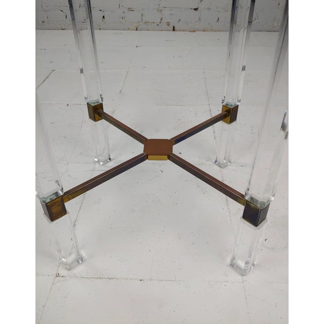 Mid-Century Modern Mid Century Modern Lucite & Brass Coppered Side Table Stand For Sale - Image 3 of 10