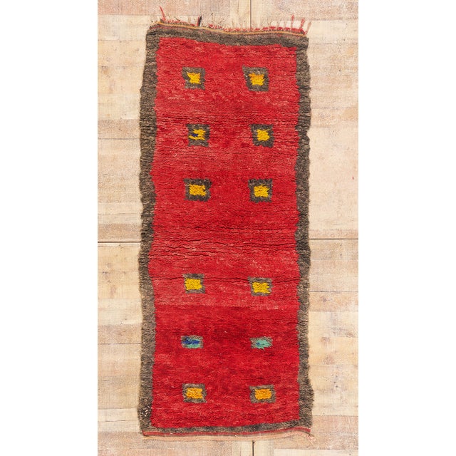Vintage Boujad Moroccan Rug, 02'10 X 06'11 For Sale - Image 10 of 10