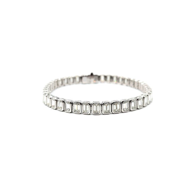 Silver 8.64 Ct Emerald Cut Bezel Set Tennis Bracelet For Sale - Image 8 of 8