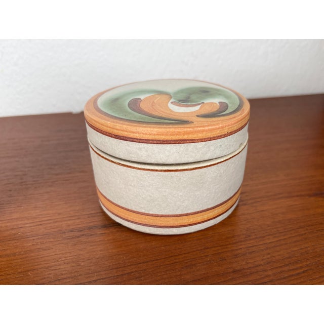 Beige Mid-Century Modern Danish Studio Pottery Candleholder and Box with Lid from Søholm, 1960s, Set of 2 For Sale - Image 8 of 18