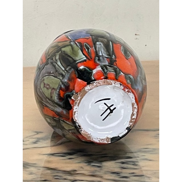 Large glazed ceramic vase by Italian designer Elio Schiavon, dating back to the 1960s and 1970s. Elio Schiavon (1925-2004)...