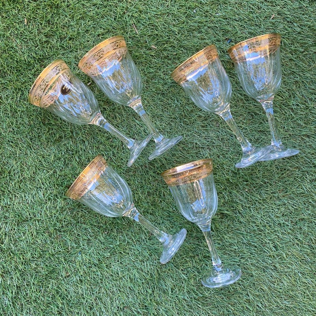 Glass 1980s Vintage Gilded Venetian Inspired Stemware Wine Glasses- Set of 6 For Sale - Image 7 of 8
