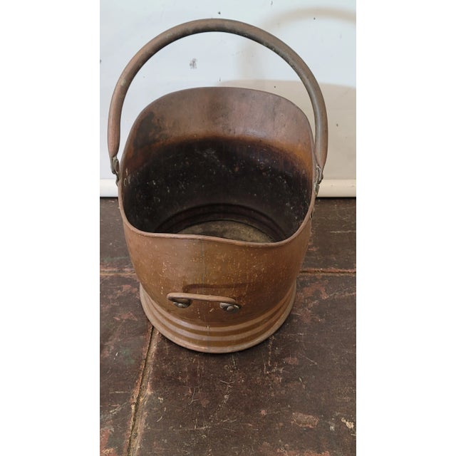 Art Nouveau Antique 1850s Victorian Helmet Copper Coal Scuttle, Fireside Bin , Coal Bucket Scuttle For Sale - Image 3 of 9