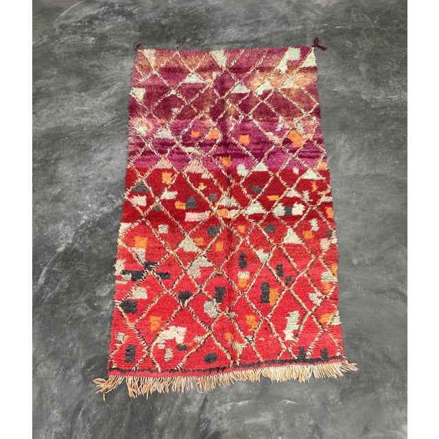 Moroccan Vintage Abstract Rug - 5'3" X 8'11" Ft For Sale - Image 11 of 11
