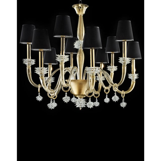 Contemporary transparent Chandelier in Murano Glass With “Rostrato” Cup full of gold leaf inside. Very luxury Chandelier...
