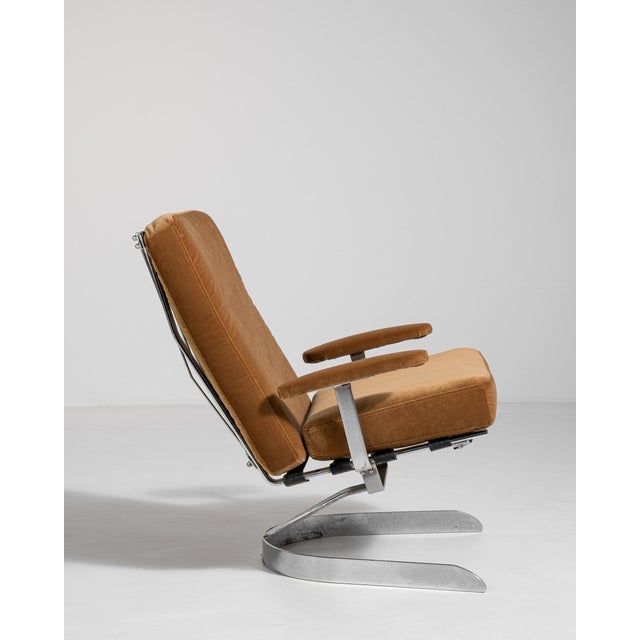 1960-1969 Germany Warm Tan Leather Chrome-Frame Swivel Chair For Sale In Greensboro - Image 6 of 11