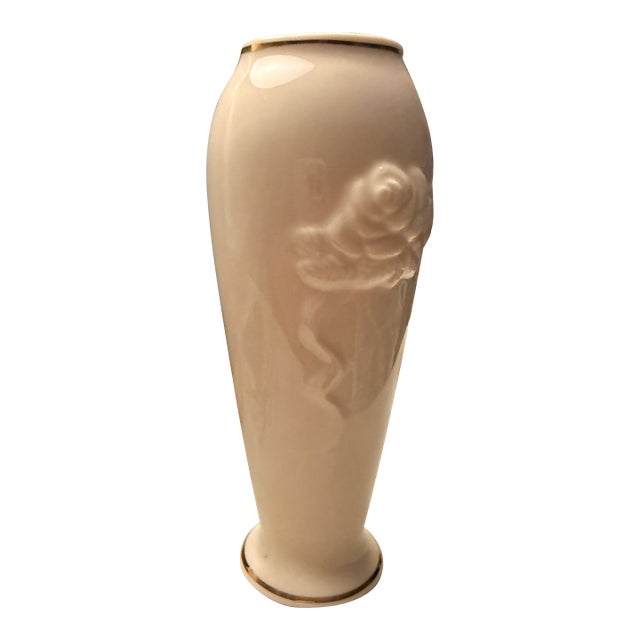 Vintage Lenox Rose Blossom Vase Crafted From Ivory Porcelain With 24k Gold Trim. For Sale