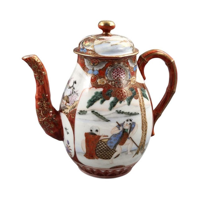 Meiji Japanese Kutani Aka-E and Kinran-De Teapot with Vase Stand, 1890, Set of 2 For Sale - Image 13 of 18