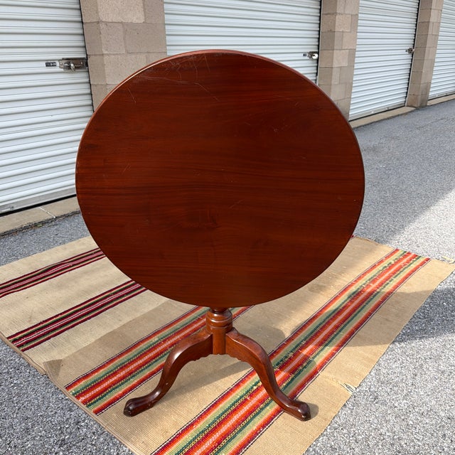 Antique English Mahogany Queen Anne Tilt Top Tea Table, Circa 1800–1820s For Sale - Image 6 of 12