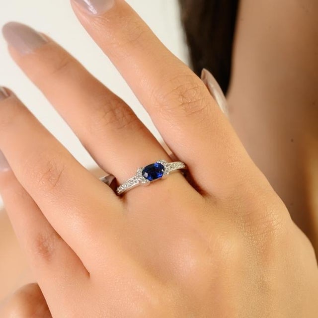 VRJewels 14k White Gold Natural Blue Sapphire & Diamond Engagement Ring for Her Size 6 For Sale In New York - Image 6 of 14