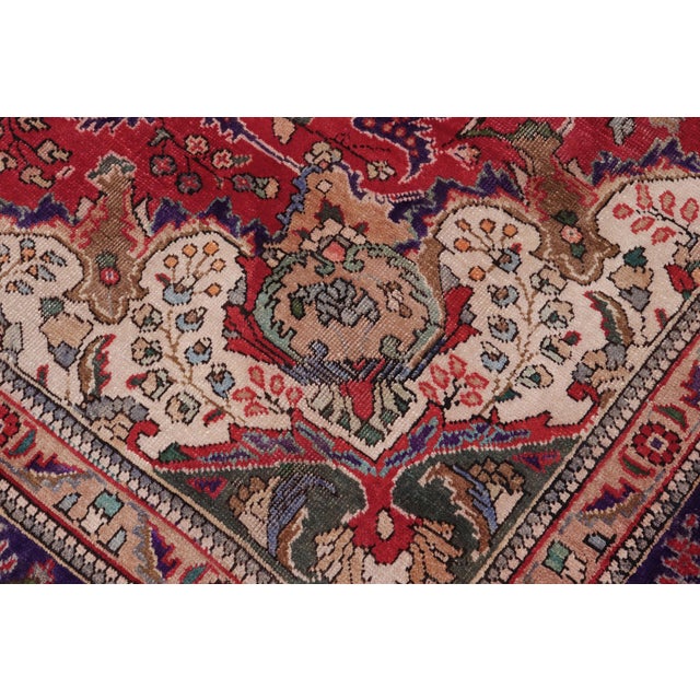 Persian Bakhtiari Red/Purple Wool Rug - 8'6'' X 11'3'' For Sale - Image 4 of 10