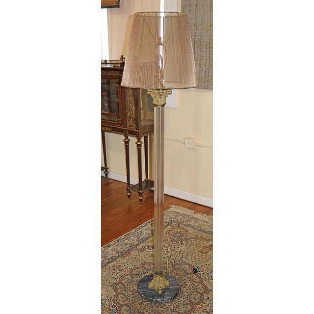 Hollywood Regency Vintage Hollywood Regency Neoclassical Corinthian Column Floor Lamp For Sale - Image 3 of 8