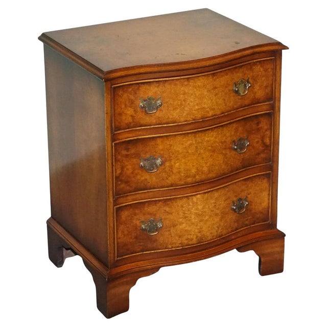 Chest of Drawers in Burr Walnut For Sale - Image 15 of 15
