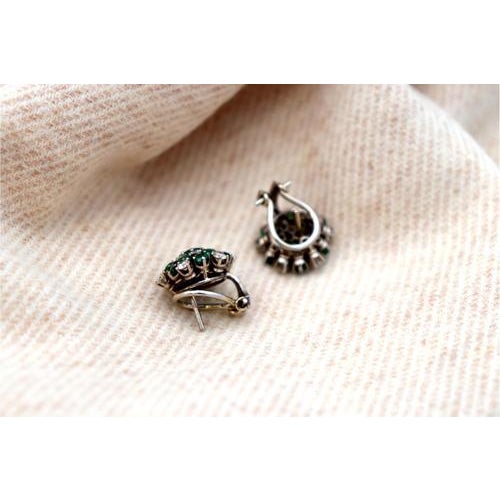 White Gold Shower-Shaped Earrings with Brilliant-Cut Diamonds, Set of 2 For Sale - Image 3 of 10