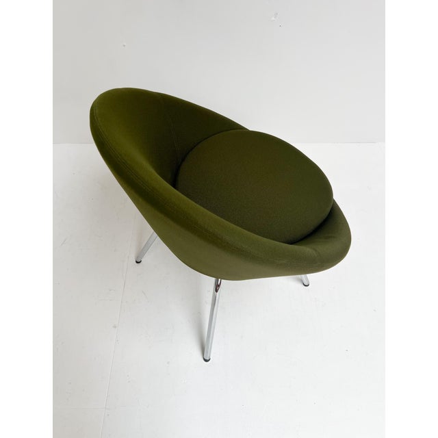 Conic Chair from Allemuir, England, 2012 For Sale - Image 10 of 15