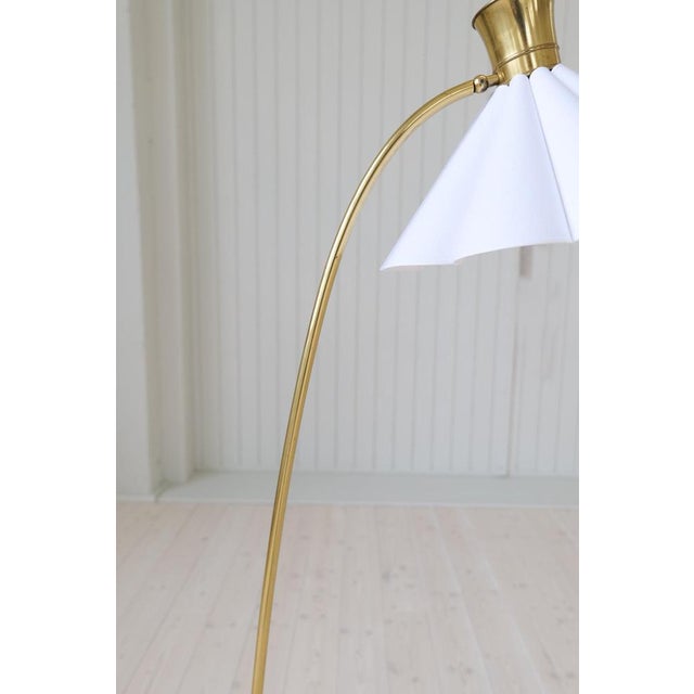 Mid-Century Curved Floor Lamp in Brass and Stone, 1960s For Sale - Image 11 of 14