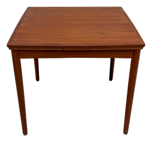 Mid-Century Danish Teak Extendable Dining Table by Poul Hundvad for Hundevad & Co., 1960s