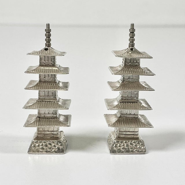 Silver 1950s Vintage Chinoiserie Chippendale Hollywood Regency Sterling Silver Pagoda Pepper Shakers - Set of 6 For Sale - Image 8 of 11
