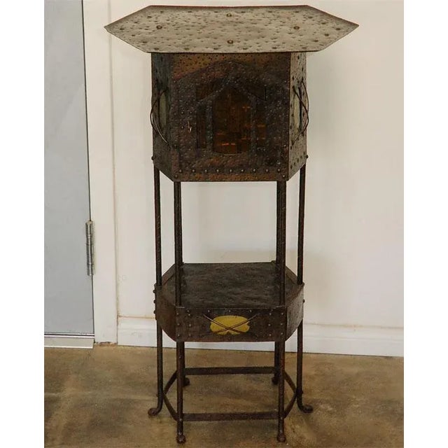 1900 - 1909 1900s Arts & Crafts Side Table With Cabinet For Sale - Image 5 of 9
