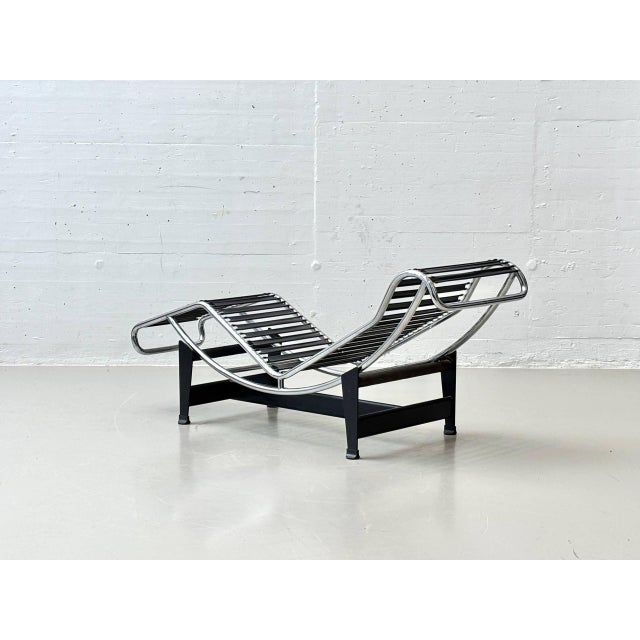 LC4 Chaise Longue by Le Corbusier, Jeanneret, and Perriand for Cassina, Late 1970s For Sale - Image 13 of 18