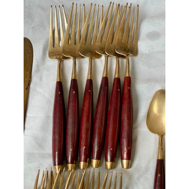 Mid 20th Century Brass & Rosewood Flatware Set for 6 Knives Forks Spoons 24 PCS Silverware For Sale - Image 9 of 12
