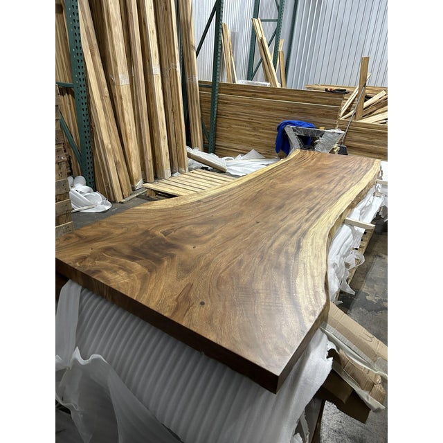 Live Edge Single-Slab Monkeypod Conference Table For Sale - Image 4 of 4
