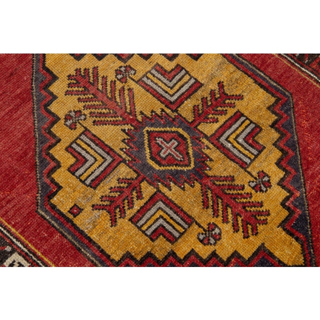 Textile Vintage Anatolian Wool Rug With Geometric Motif in Multicolor For Sale - Image 7 of 7