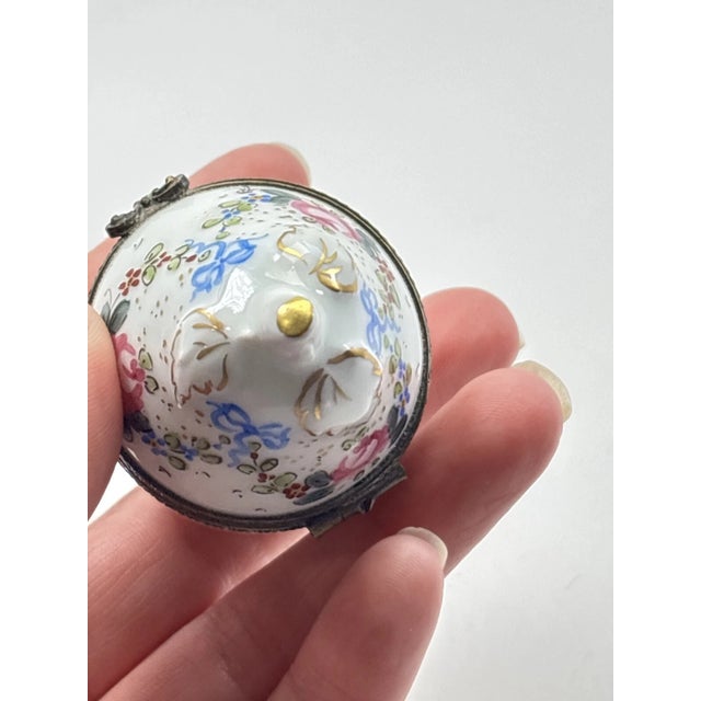 1930s 1930s Pair of 2 Limoges France Trinket Box Pear Shape Floral Hand Painted Peint Main Jd Dumont For Sale - Image 5 of 6