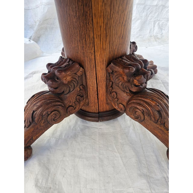 Victorian Antique 1890s Round Tiger Oak Dining Table With Carved Lion Heads For Sale - Image 13 of 16