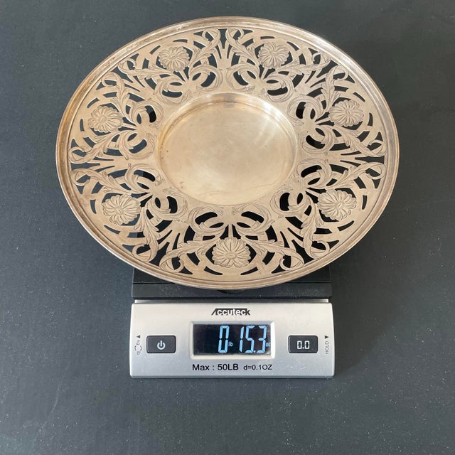 Silver Antique Watson Art Nouveau Scrolling Daisies Etched Pierced Sterling Silver Tray For Sale - Image 8 of 8