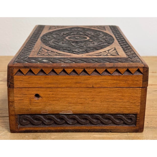 Vintage Carved Wood Lidded Box For Sale In Kansas City - Image 6 of 8