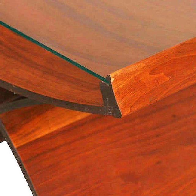 1950s Mid 20th Century Molded Sculptural Plywood Hourglass Side Drink Table With Glass Top For Sale - Image 5 of 6