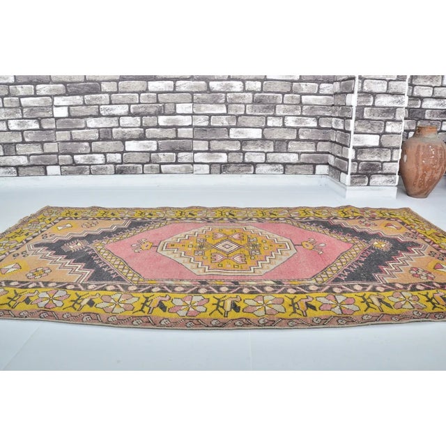 Turkish 1950s Handknotted Oushak Floral Carpet For Sale - Image 3 of 10
