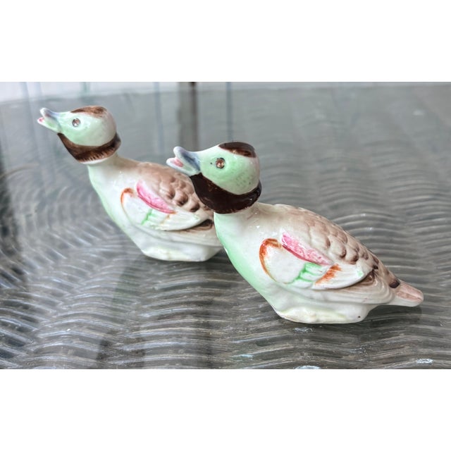 Mid Century Modern Hand Painted Duck Salt and Pepper Shakers For Sale In Palm Springs - Image 6 of 7
