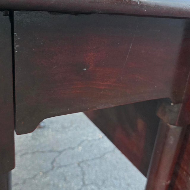 Antique Circa 1785–1805 English George III Period Solid Cuban Mahogany Drop-Leaf Gateleg Dining Table For Sale - Image 13 of 18