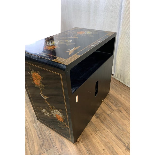 Vintage Chinese Asian Chinoiserie Floral Cabinet ~ Black Lacquered Side Table For Sale - Image 15 of 15