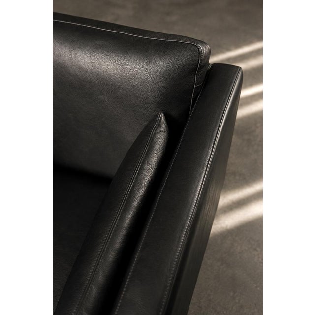 1970s Mid-Century Danish Modern Two-Seater Black Leather Sofa, 1970s For Sale - Image 5 of 18
