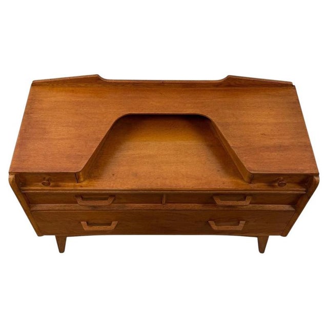 Wood Vintage 20th Century English Golden Oak Low Chest of Drawers For Sale - Image 7 of 15