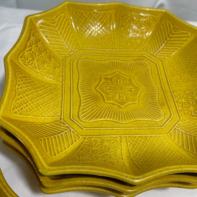 Late 19th Century Mustard Yellow Japanese Awaji Ware Dishes C. Meiji Period (1868–1912) - Set of 4 For Sale In Chicago - Image 6 of 7