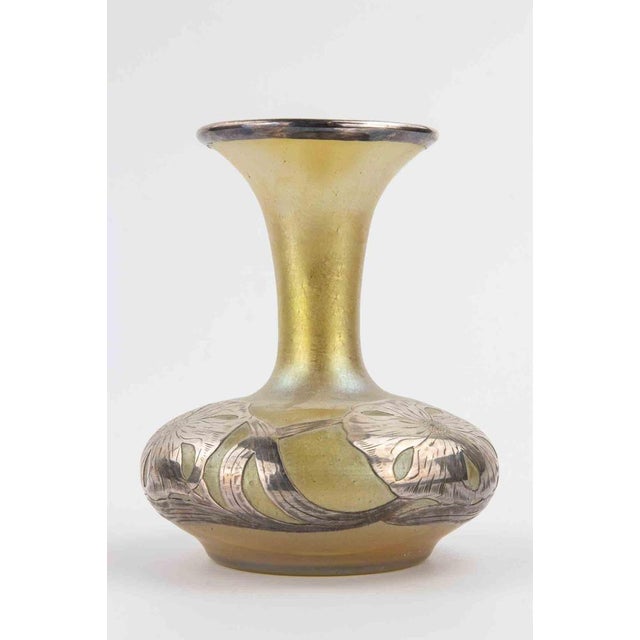 Art Nouveau Glass Vase from Loetz, Early 1900s For Sale - Image 4 of 6