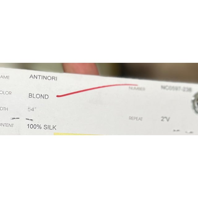 Nancy Corzine Nancy Corzine Antinori Blond Silk Cut Velvet Fabric - Priced Per Yard For Sale - Image 4 of 4