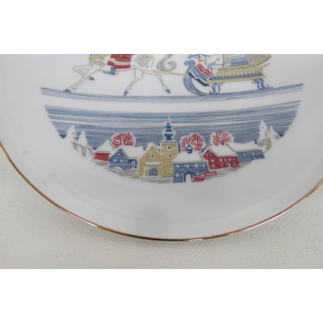 Hg Selb Heinrich Bavaria Germany Christmas Collector Plate Santa and Sled 4902b For Sale In Miami - Image 6 of 12