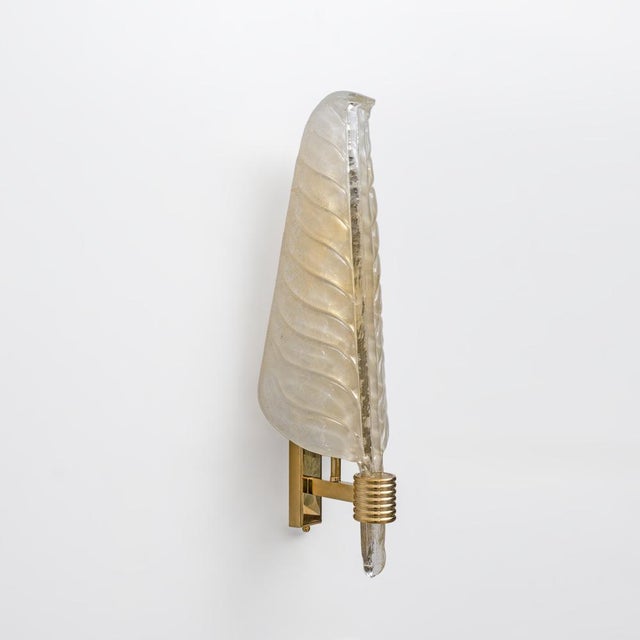 2000 - 2009 Murano Glass Leaf Wall Sconces with Gold Powder and Brass, Italy, 2000, Set of 2 For Sale - Image 5 of 10
