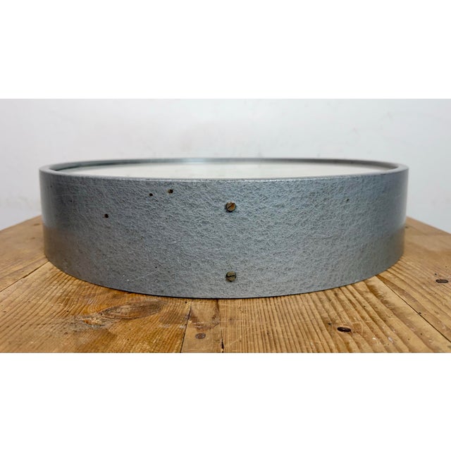 Large Industrial Grey Factory Wall Clock from Pragotron, 1960s For Sale - Image 9 of 17