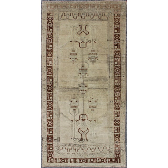 Keivan Woven Arts Vintage Taupe Oushak Rug With Tribal Design in Brown & Cream For Sale In Atlanta - Image 6 of 6